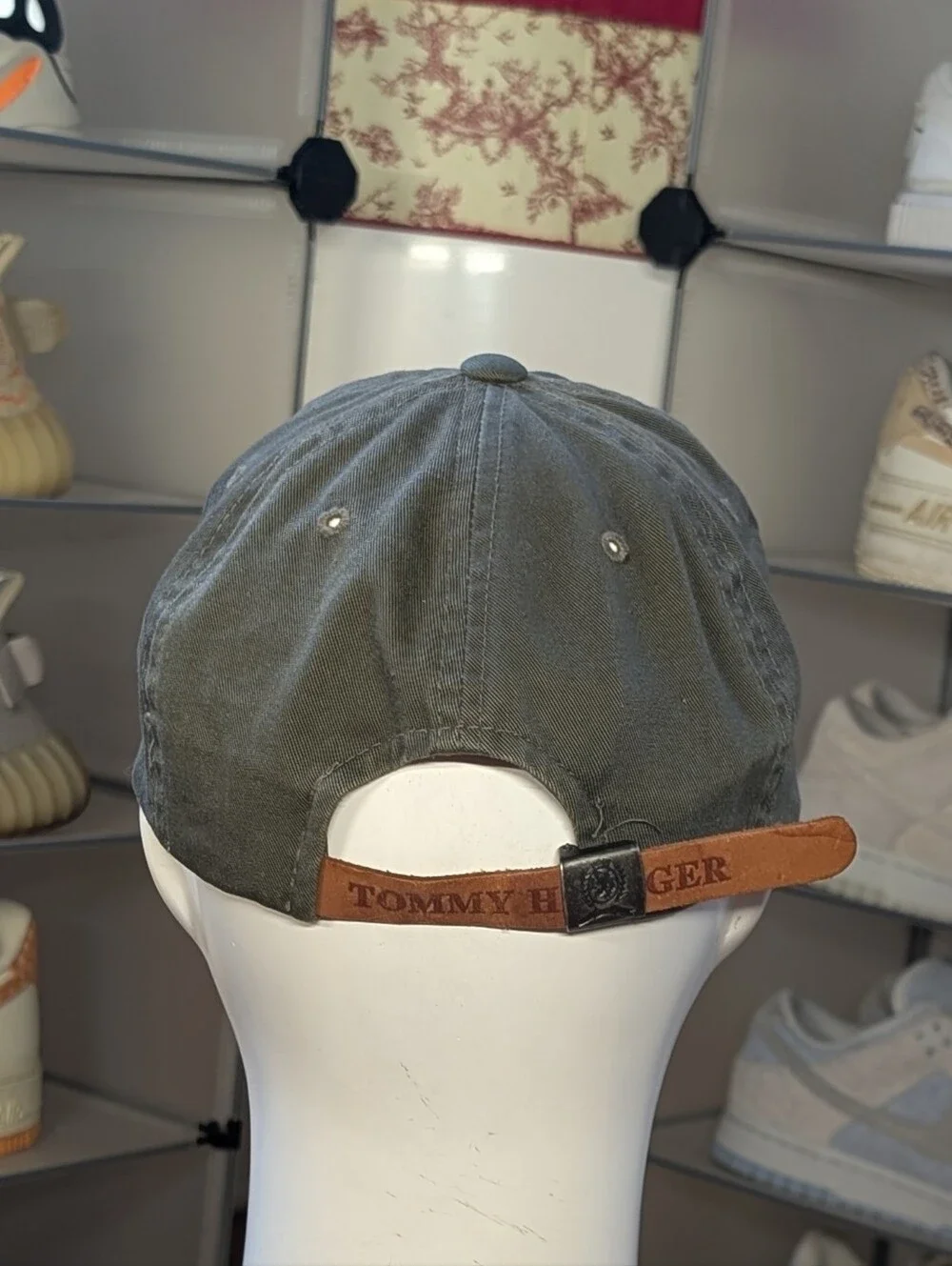 Tommy Hilfiger Vintage Classic Hat (OS)